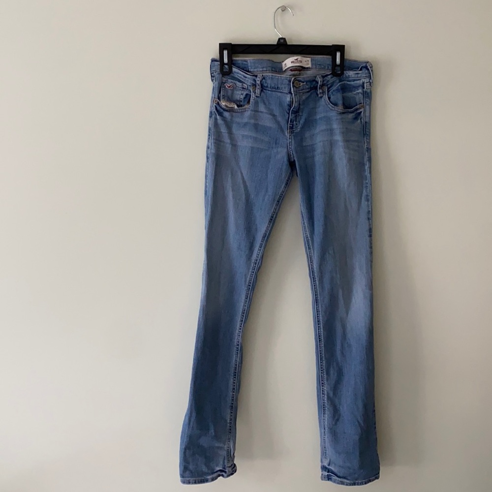 Hollister medium rise blue jeans